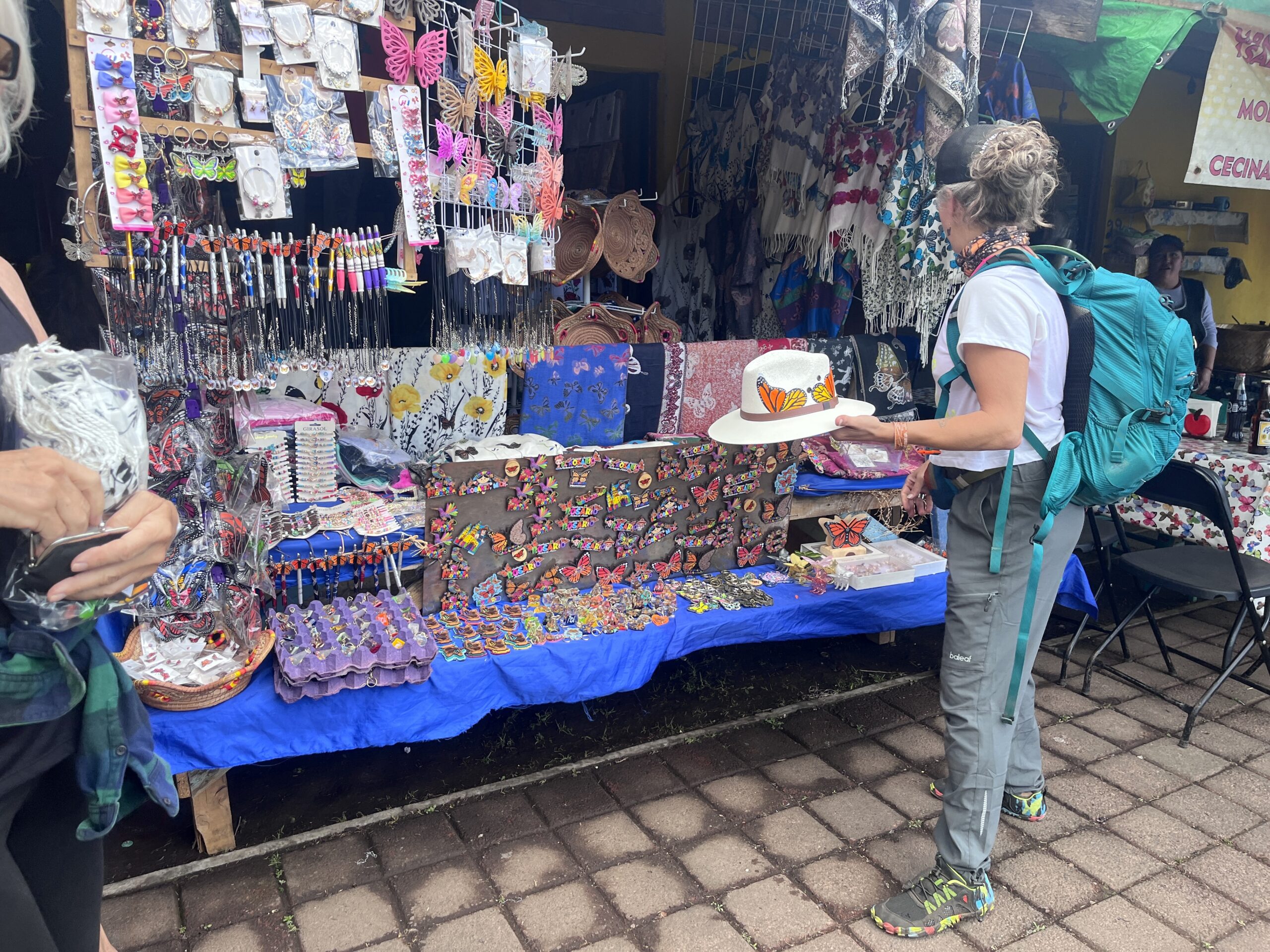 Katie Hawk shopping at the El Rosario Monarch Butterfly Biosphere Reserve. © Stefanie Leland / Oklahoma Monarch Sanctuary